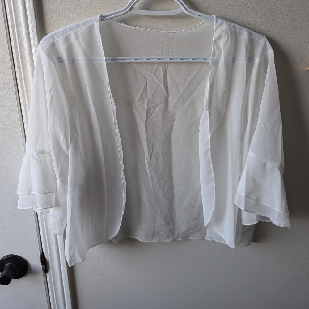 NWOT White Sheer Women's Shrug